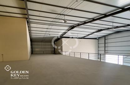 Warehouse - Studio - 1 for rent in East Industrial Street - Birkat Al Awamer - Al Wakra
