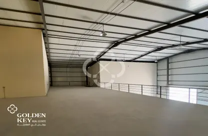 Warehouse - Studio - 1 Bathroom for rent in East Industrial Street - Birkat Al Awamer - Al Wakra