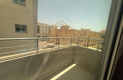 Apartment - 3 Bedrooms - 3 Bathrooms for rent in Al Sadd Road - Al Sadd - Doha Apartment - 3 Bedrooms - 3 Bathrooms for rent in Al Sadd Road - Al Sadd - Doha