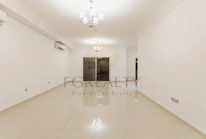64201676 - Property Image 3