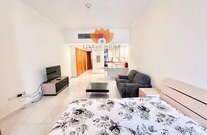 Apartment - Studio - 1 Bathroom for rent in Al Mutahidah Tower - Viva Bahriyah - The Pearl Island - Doha