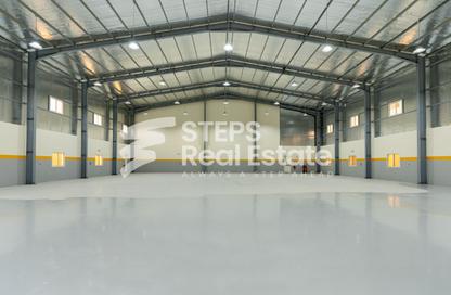 Warehouse - Studio - 1 for rent in East Industrial Street - Birkat Al Awamer - Al Wakra