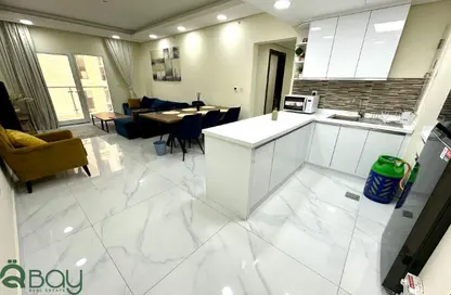 شقة - 2 غرف نوم - 4 حمامات للايجار في بياتزا 3 - بياتزا - فوكس هيلز - الوسيل