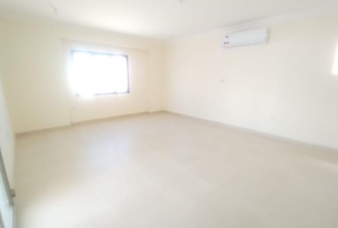 1002127 - Property Image 2