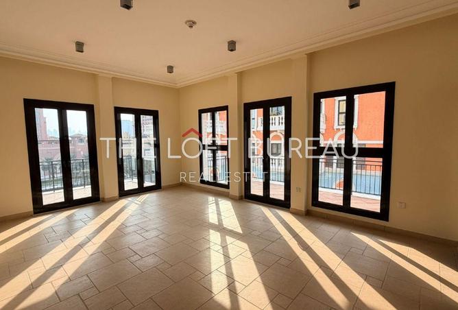 52773366 - Property Main Image