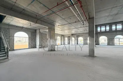 Shop - Studio - 2 Bathrooms for rent in Piazza 2 - La Piazza - Fox Hills - Lusail