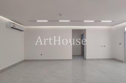 Apartment - 2 Bedrooms - 3 Bathrooms for rent in Fereej Kulaib - Doha Apartment - 2 Bedrooms - 3 Bathrooms for rent in Fereej Kulaib - Doha