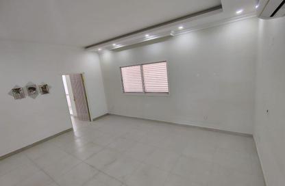 Apartment - 1 Bedroom - 1 Bathroom for rent in Ain Khaled Villas - Ain Khaled - Doha