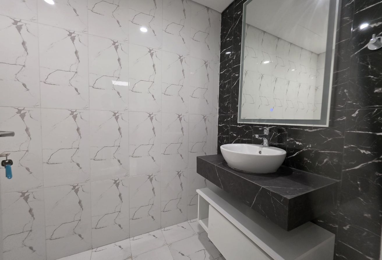 2 BR Furnished Apartment with City view thumbnail 14