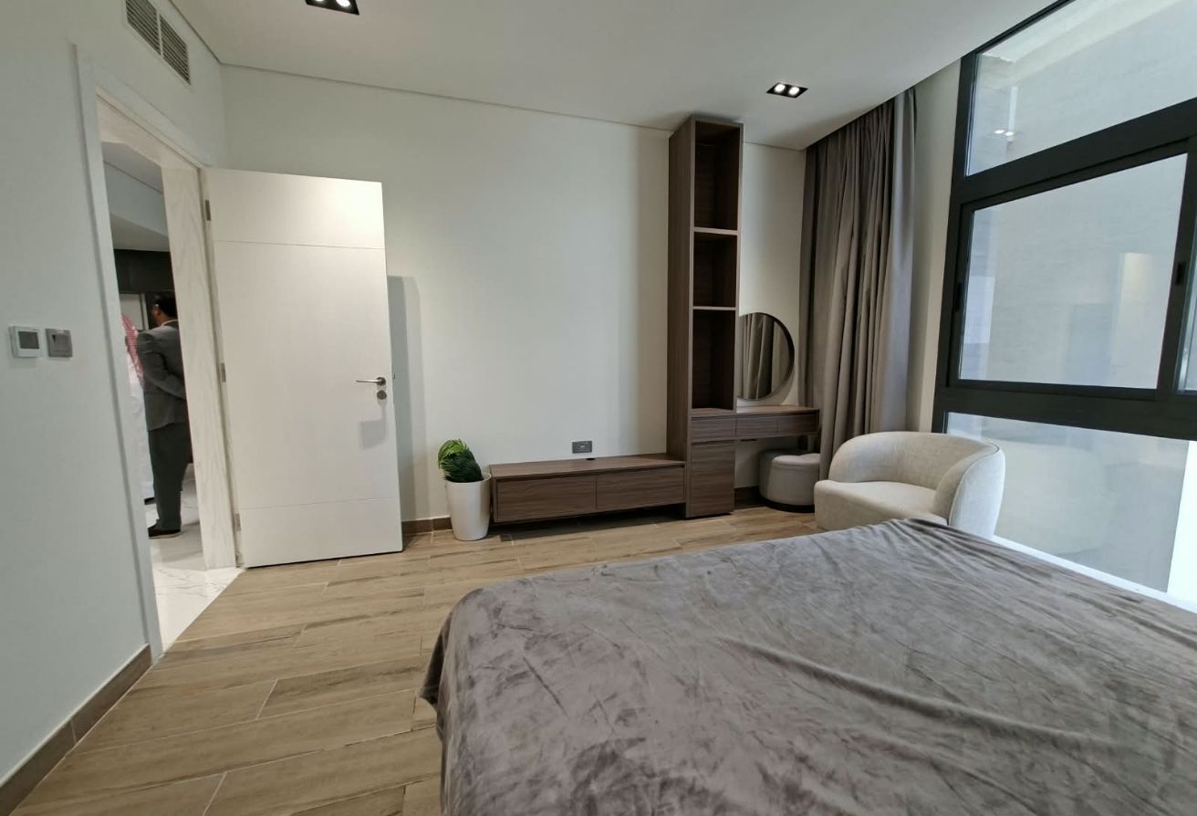 2 BR Furnished Apartment with City view thumbnail 13