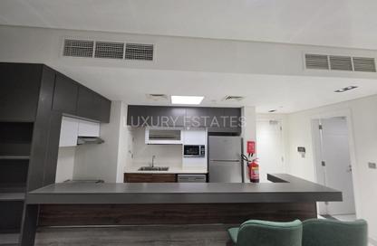 Apartment - 2 Bedrooms - 3 Bathrooms for rent in Crescent Building - Yasmeen City - Lusail