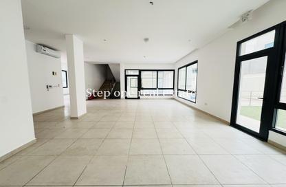 Villa - 7 Bedrooms - 7+ Bathrooms for rent in Al Kheesa - Al Kheesa - Umm Salal Mohammed