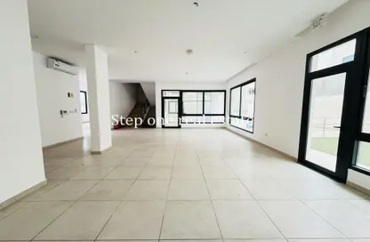 Villa - 7 Bedrooms - 7+ Bathrooms for rent in Al Kheesa - Al Kheesa - Umm Salal Mohammed