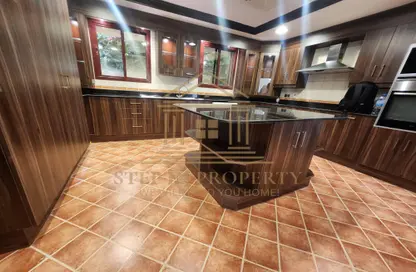 فيلا - 4 غرف نوم - 4 حمامات للايجار في شارع الوعب - الوعب - الدوحة