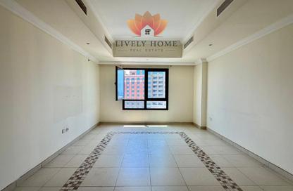 Apartment - 1 - 2 for rent in West Porto Drive - Porto Arabia - The Pearl Island - Doha Apartment - 1 - 2 for rent in West Porto Drive - Porto Arabia - The Pearl Island - Doha