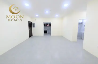 Apartment - 2 Bedrooms - 2 Bathrooms for rent in Al Muntazah Street - Al Muntazah - Doha