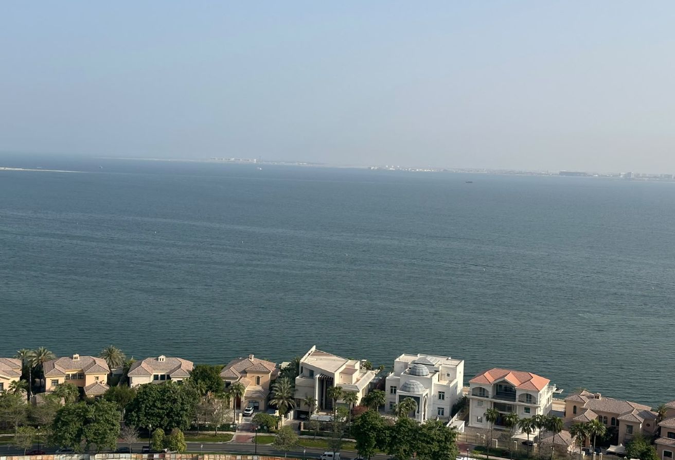 2 BR Apartment with Full Sea View in The Pearl thumbnail 14