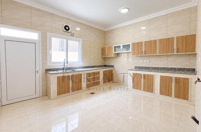 Compound - 7 - 7+ for rent in Hazm Al Markhiya - Doha