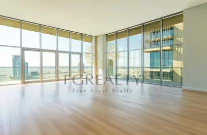 Apartment - 3 Bedrooms - 3 Bathrooms for sale in Seef Lusail Tower 1 - Seef Lusail - Lusail City - Lusail Apartment - 3 Bedrooms - 3 Bathrooms for sale in Seef Lusail Tower 1 - Seef Lusail - Lusail City - Lusail