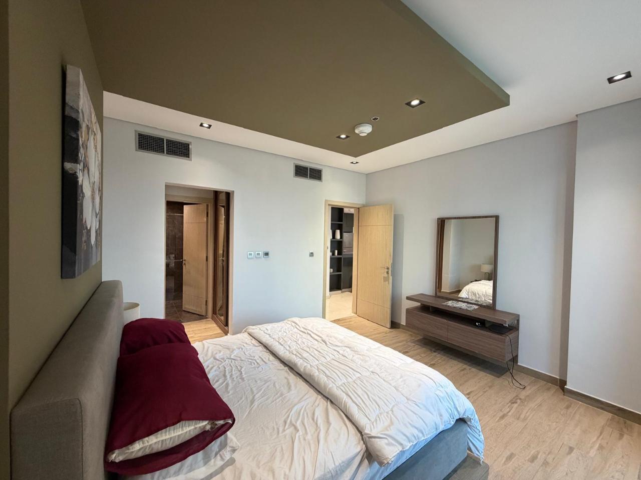 Brand New Luxury 1BR | Fully Furnished| Lusail Mar thumbnail 2