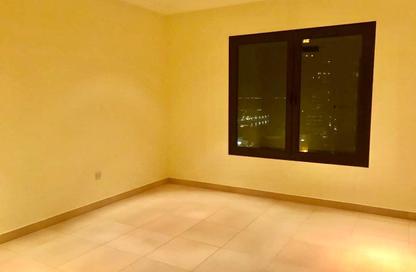 Apartment - 1 Bedroom - 2 Bathrooms for rent in East Porto Drive - Porto Arabia - The Pearl Island - Doha