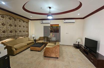 Apartment - 2 Bedrooms - 2 Bathrooms for rent in Al Kheesa - Al Kheesa - Umm Salal Mohammed