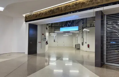 محل تجاري - استوديو - 1 حمام للايجار في شارع السد - السد - الدوحة