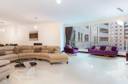 Duplex - 3 Bedrooms - 4 Bathrooms for rent in Beverly Hills Tower - West Bay - West Bay - Doha