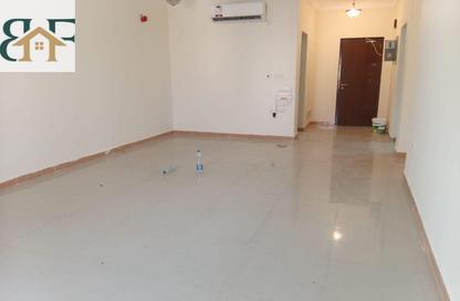 Apartment - 3 Bedrooms - 3 Bathrooms for rent in Al Mansoura - Al Mansoura - Doha Apartment - 3 Bedrooms - 3 Bathrooms for rent in Al Mansoura - Al Mansoura - Doha