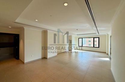 Apartment - 1 Bedroom - 2 Bathrooms for rent in East Porto Drive - Porto Arabia - The Pearl Island - Doha