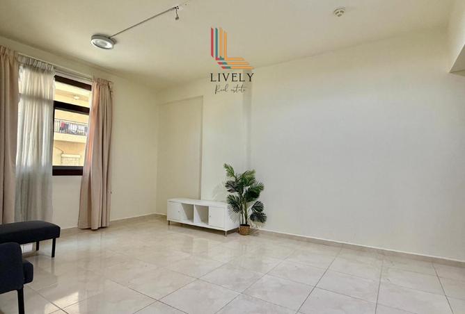 52043299 - Property Image 3