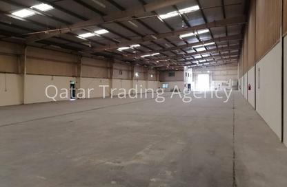 Warehouse - Studio - 7+ Bathrooms for rent in Industrial Area - Industrial Area - Doha