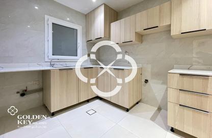Apartment - 2 Bedrooms - 3 Bathrooms for rent in Madinat Khalifa South - Madinat Khalifa - Doha