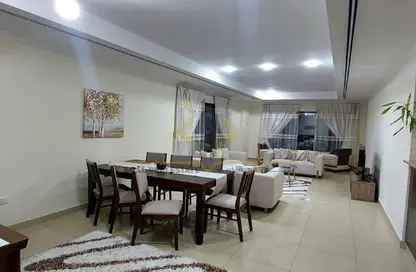 Apartment - 1 Bedroom - 3 Bathrooms for rent in East Porto Drive - Porto Arabia - The Pearl Island - Doha