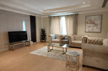 Apartment - 1 Bedroom - 2 Bathrooms for sale in Porto Arabia - The Pearl Island - Doha Apartment - 1 Bedroom - 2 Bathrooms for sale in Porto Arabia - The Pearl Island - Doha