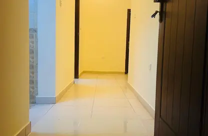 فيلا - 2 غرف نوم - 2 حمامات للايجار في شارع  بو هامو - أبو هامور - الدوحة