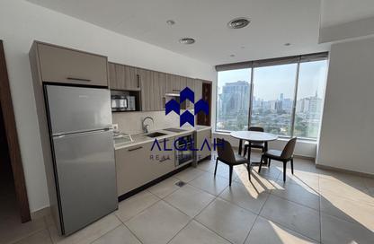 Apartment - 1 Bedroom - 2 Bathrooms for rent in Corniche Road - Corniche Road - Doha