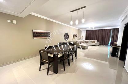 Apartment - 2 Bedrooms - 3 Bathrooms for rent in West Bay Tower - West Bay - West Bay - Doha