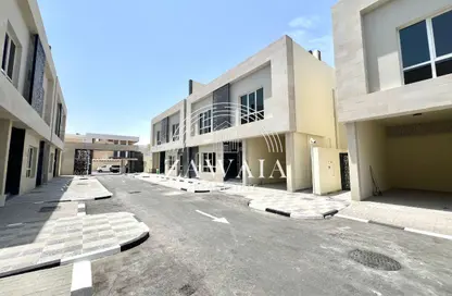 Villa - 7 Bedrooms - 7+ Bathrooms for rent in Al Kheesa - Al Kheesa - Umm Salal Mohammed