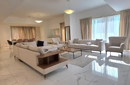 شقة - 4 غرف نوم - 5 حمامات للايجار في برج وست باي - الخليج الجنوبي - الخليج الغربي - الدوحة