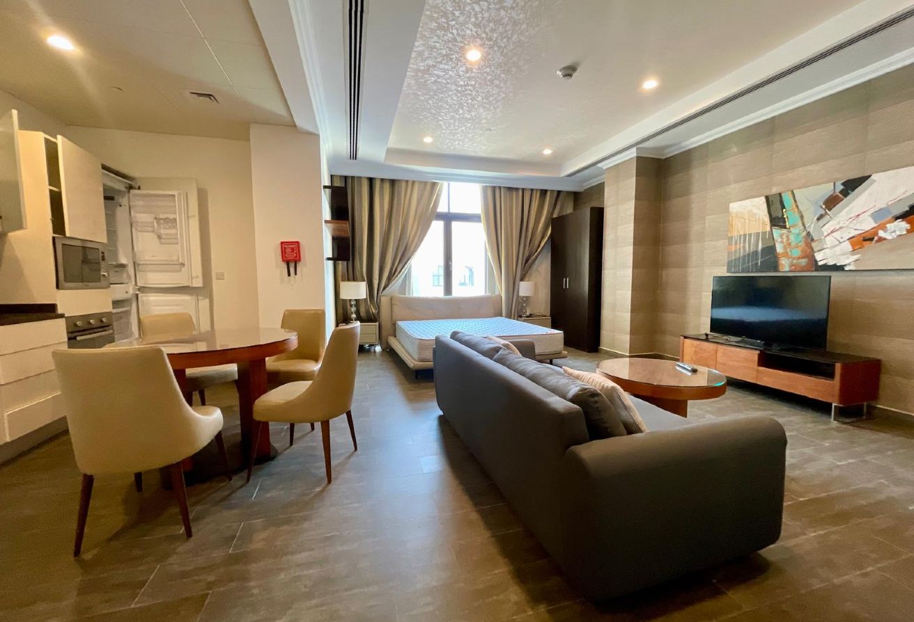 Modern studio in a prime location, fully furnished