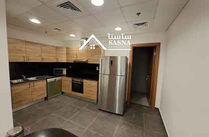 Apartment - 3 Bedrooms - 5 Bathrooms for rent in West Bay - West Bay - Doha