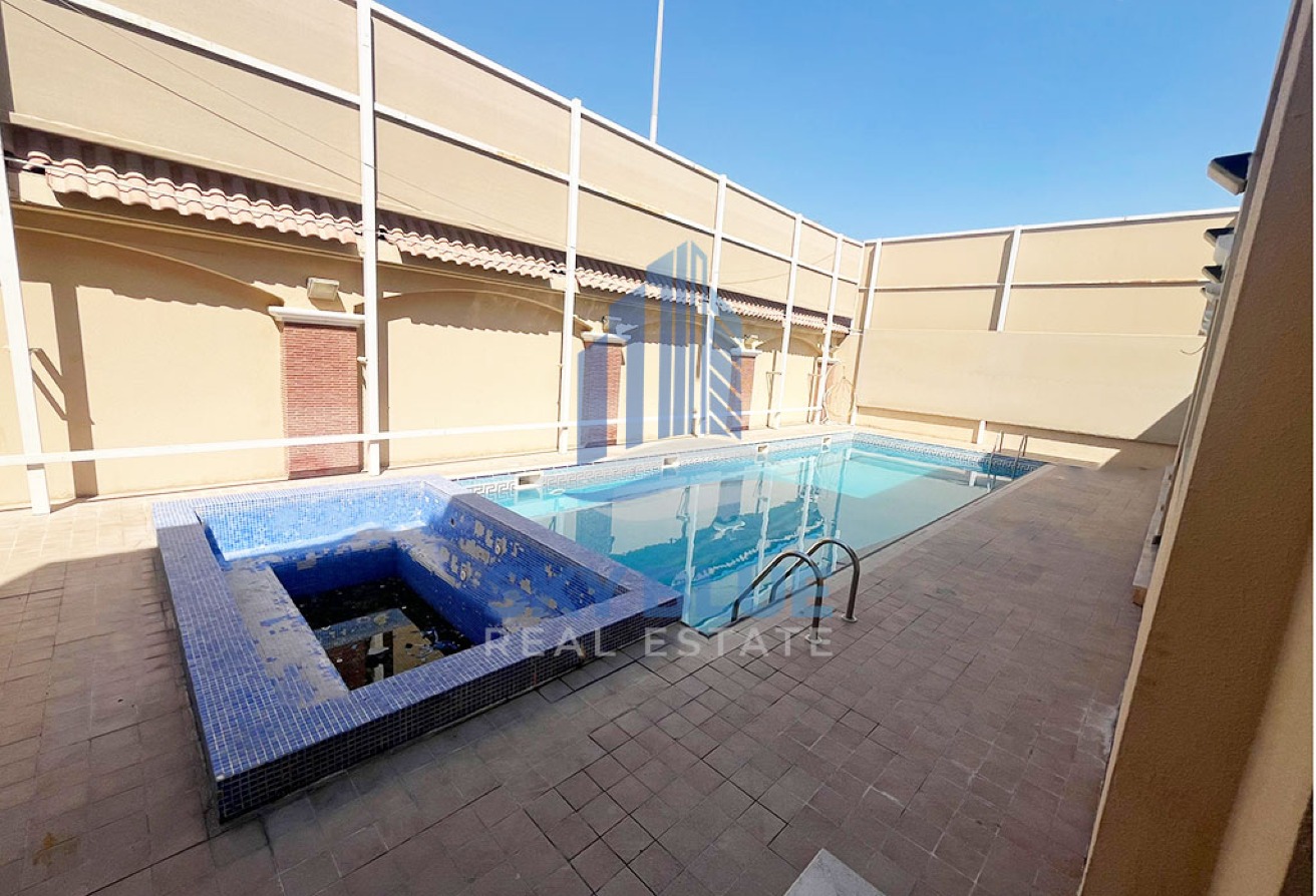 Spacious 4 BHK Villa in Muraikh | Balcony | Majlis