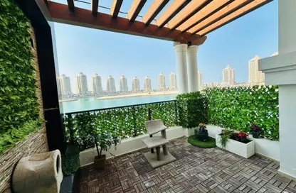 تاون هاوس - 2 غرف نوم - 3 حمامات للايجار في فيفا غرب - فيفا بحرية - جزيرة اللؤلؤة - الدوحة