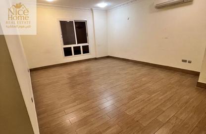 Apartment - 2 Bedrooms - 2 Bathrooms for rent in Fereej Bin Mahmoud North - Fereej Bin Mahmoud - Doha