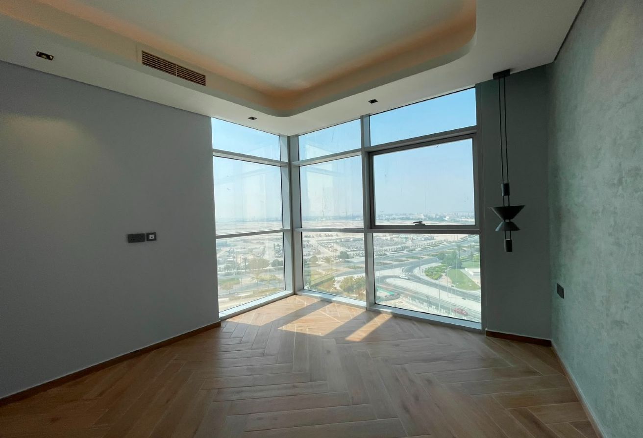 WATER FRONT 1BEDROOM READY TO MOVE IN AVAILABLE !! thumbnail 5
