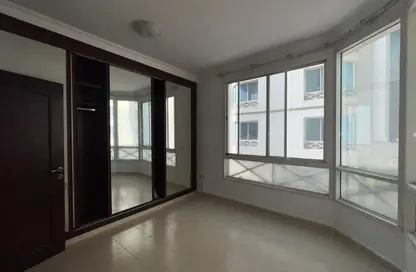 Apartment - 3 Bedrooms - 2 Bathrooms for rent in Fereej Bin Mahmoud - Doha