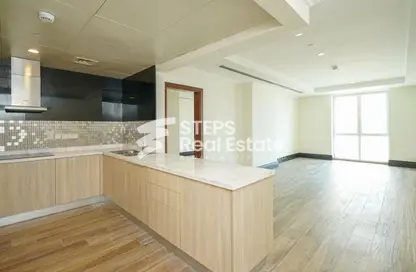 Apartment - 1 Bedroom - 2 Bathrooms for rent in Viva West - Viva Bahriyah - The Pearl Island - Doha
