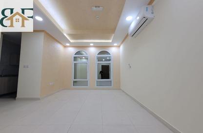 Apartment - 2 Bedrooms - 2 Bathrooms for rent in Al Nuaija Street - Al Nuaija - Doha