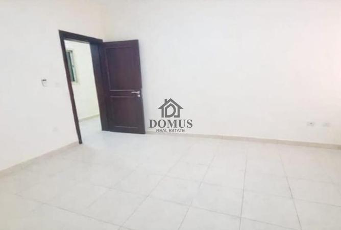 52090205 - Property Image 3